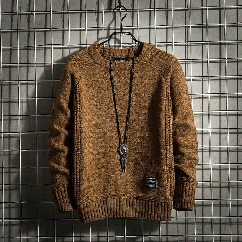 Men's Retro Korean Style Knit Pullover: Warm, Thickened, Round Neck, Long Sleeve for Autumn and Winter.