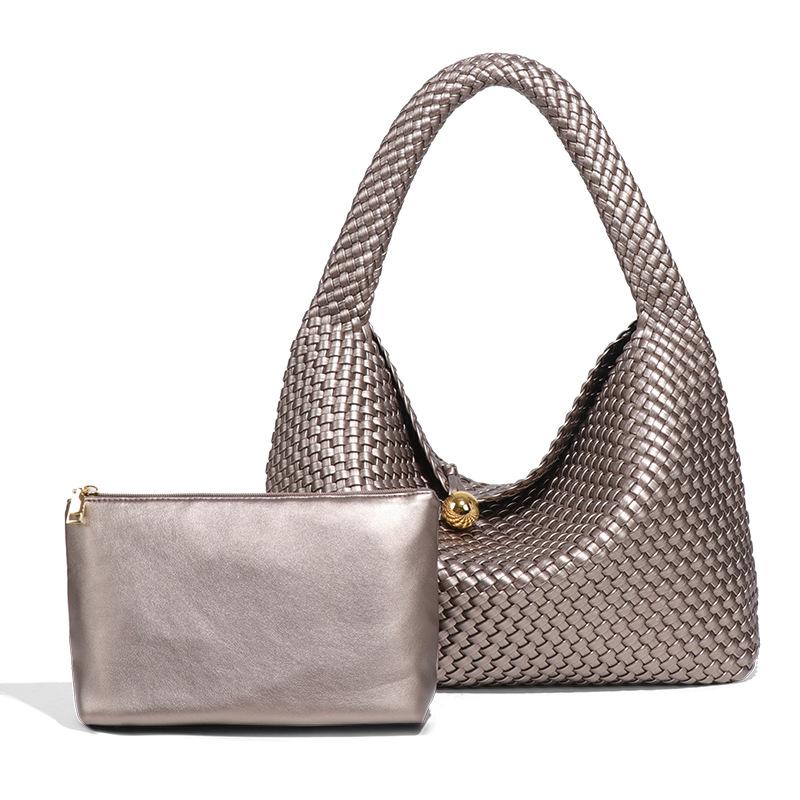Fashion new small golden ball hand-woven women's bag texture trend niche single shoulder armpit bag large capacity hand bag