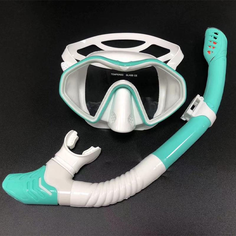 Underwater Snorkeling Half Face Face Swimming Mask Set Scuba Diving Respirator Masks Anti Fog Safe Breathing Snorkeling Masks for Crystal Clear Views