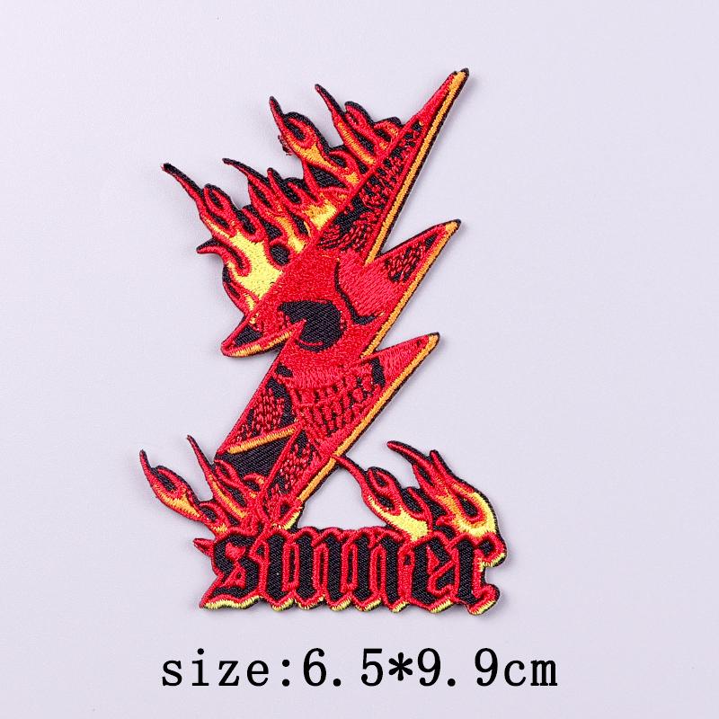 Red Heart Patch Iron On Patches On Clothes Fire Punk Skull Embroidered Patches For Clothing Hook Loop Patch For Clothes Stickers