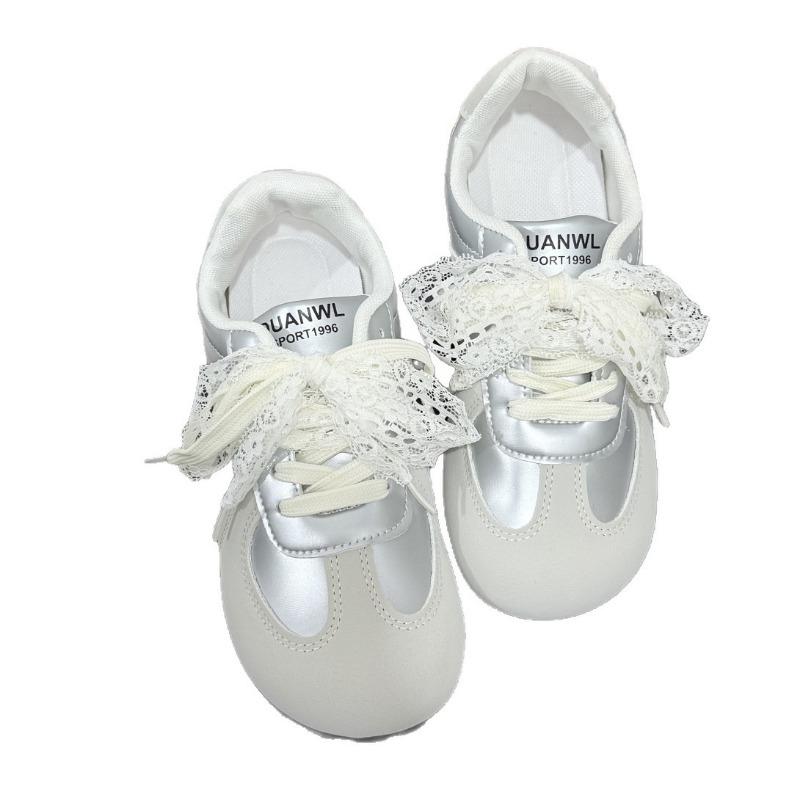 New Silver Ballet Women's Lightweight Retro Niche Autumn Sports and Leisure Lace Board Shoes Women