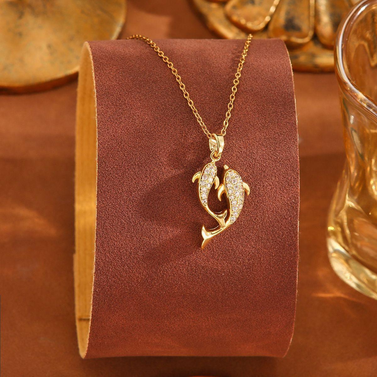 

Titanium Steel Necklace - Elegant Collar Chain For Women - Heart-shaped Pendant Accessory