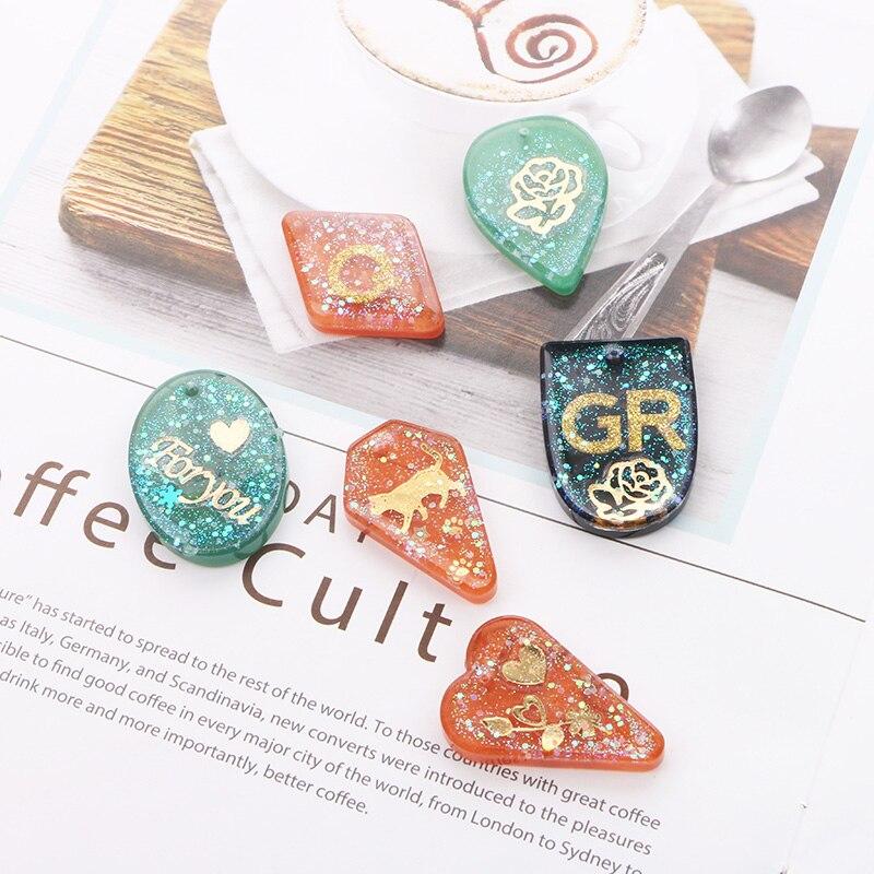 12 stk hjerteanheng Silikonstøping Epoksyformer sett UV-epoksyharpiksformer Verktøy for gjør-det-selv-smykker å lage funn, rekvisitasett