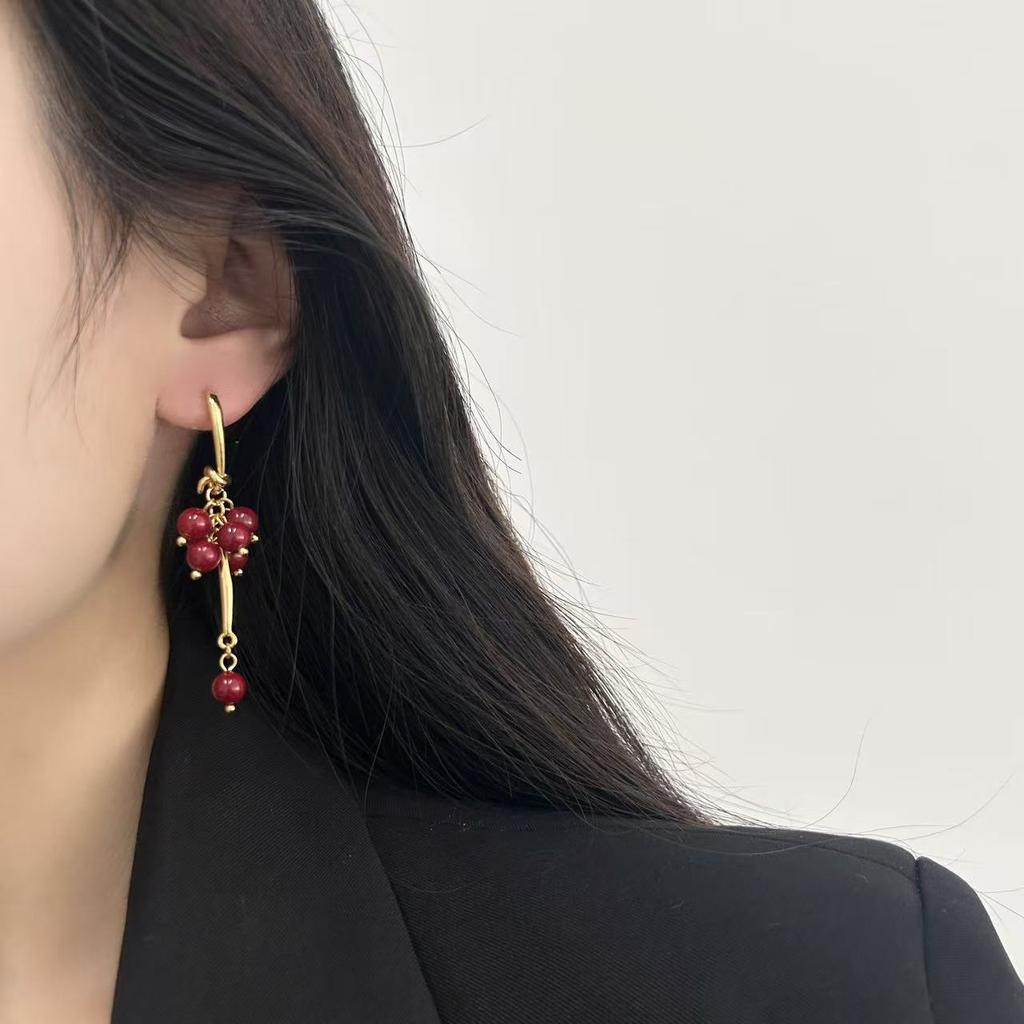 Pearl Chain Fringed Earrings Earrings Handmade Beaded Pendant Light Luxury High-End Exquisite Versatile Fashion Temperament Earrings