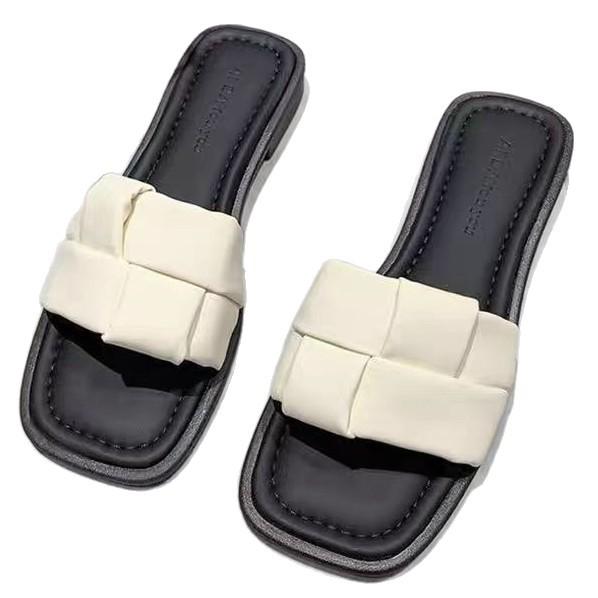 Beautiful cool slippers women's summer wear fashionable and versatile skirt 2025 new fairy style French flat beach shoes