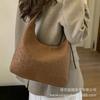 Large capacity bag women's 2025 new autumn and winter high-end retro shoulder bag fashionable commuter tote bag