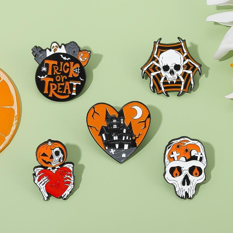 Halloween Enamel Pins Punk Ghost Skull Spider Brooch Backpack Brooch Badge Party Clothing Accessories Gift