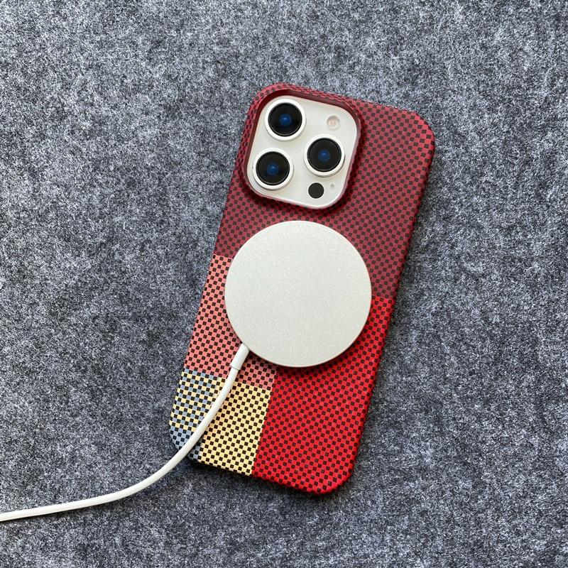 Half pack for Apple 17Promax carbon fiber pattern magnetic mobile phone case iPhone15 ultra-thin PC anti-drop sheath