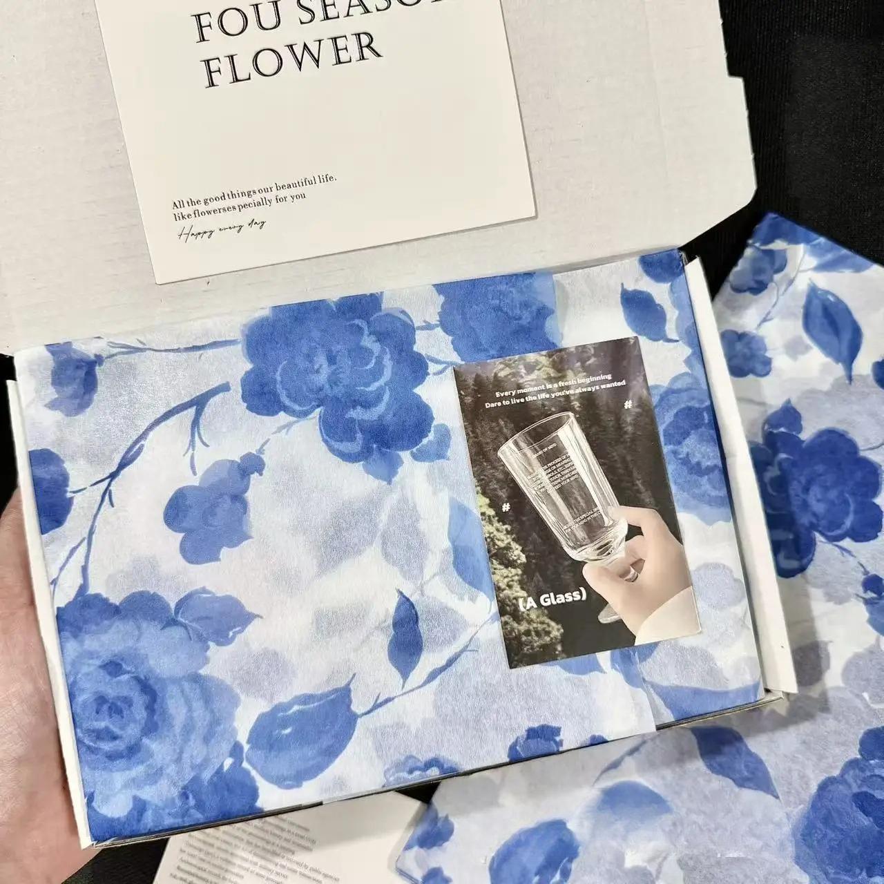 

10/1000 Sheets Christmas Lantern & Rose Pattern Tissue Paper Gift Wrapping Semi-Transparent for Christmas Birthday Party Decor 50cmx35cm