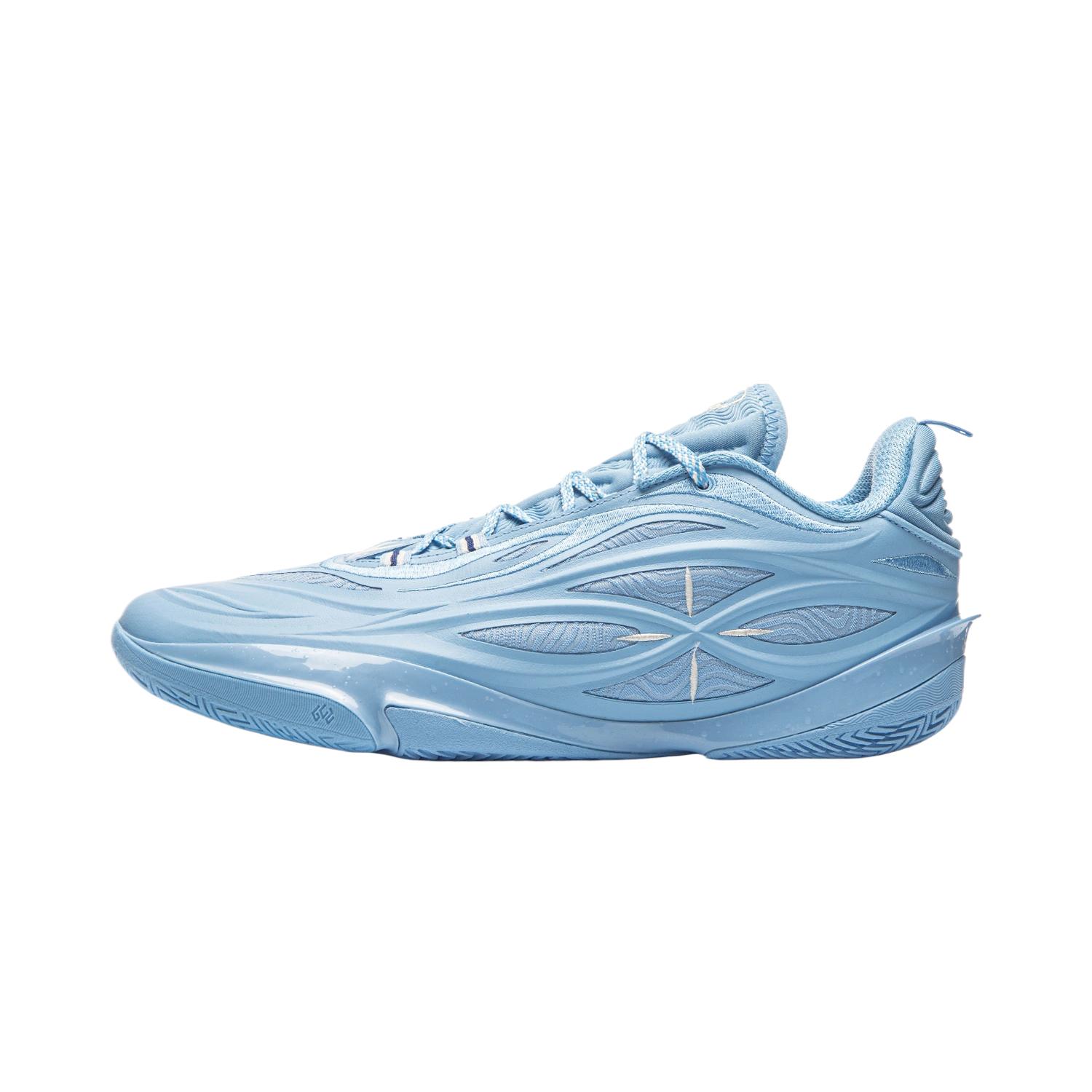 Li-Ning Wade vienkārši ar auklām, dzīvīgs