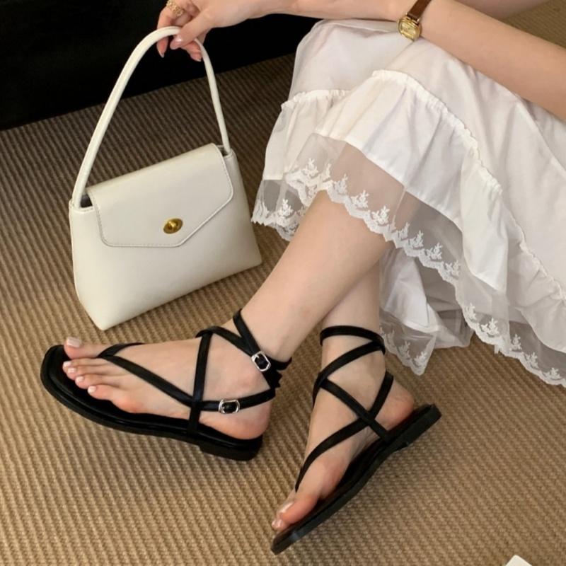 Fashion 2025 Summer New Clip Toe Flat Heels Women Sandals Fashion Buckle Strap Casual Party Dress Flip Flops Shoes Ankle Strap Sandals