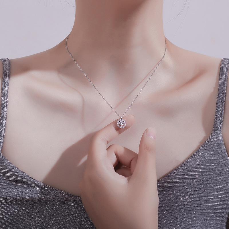 Diamond-set French high-end necklace, female tide collarbone chain, round neck chain, simple and versatile.