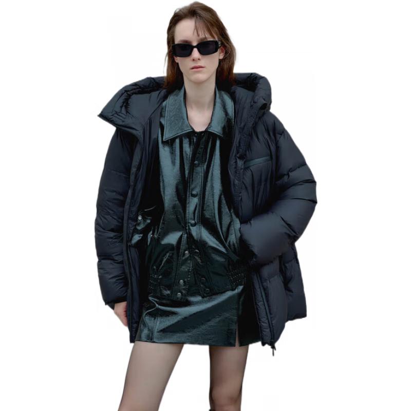 

MO&Co. Women s Drawstring Hooded Goose Down Jacket M