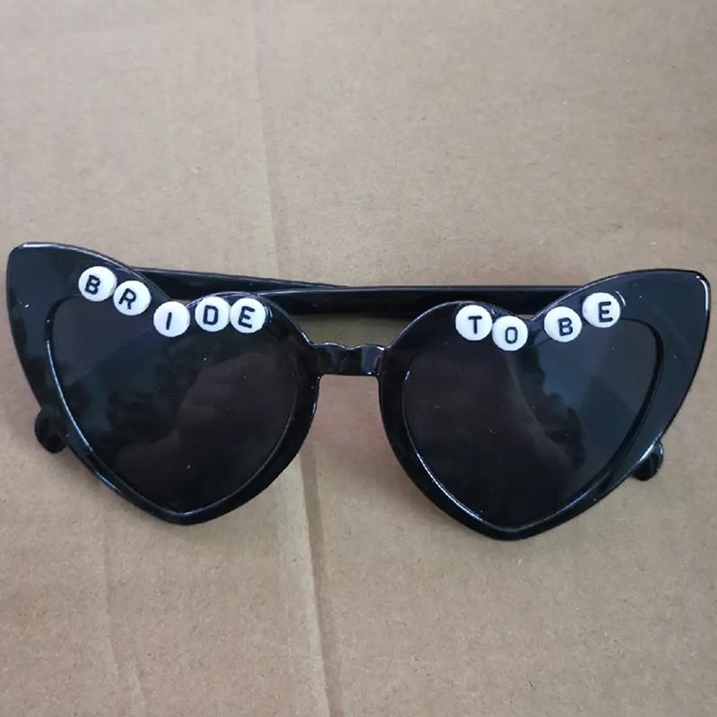 Just Married Herzförmige Sonnenbrille Hochzeit Brautjungfer Braut zu sein Foto-Requisiten Team Braut Brautparty Junggesellinnenabschied