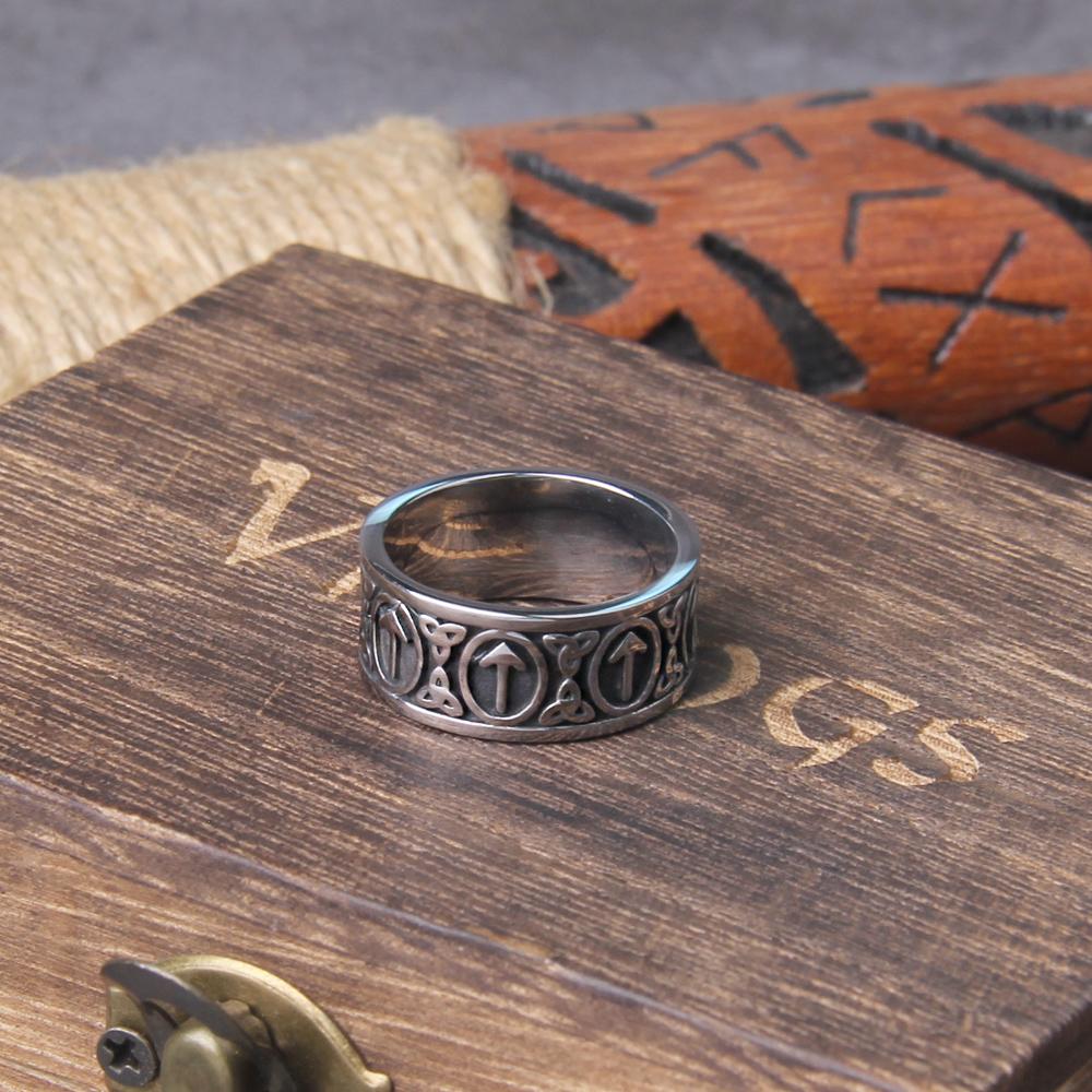Never Fade Viking Rune Stainless Steel Ring Smooth Fashion Nordic Amulet Jewelry Gift with Wooden Box