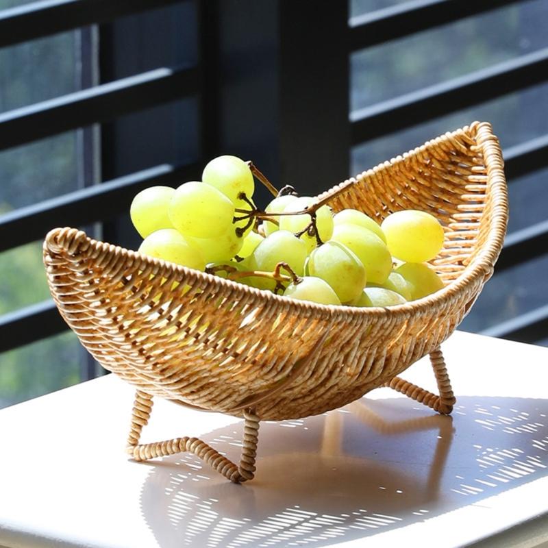 Attractive Plastic Rattan Boat Fruit Dish Elegant Boat Shape Serving Platter Rattan Plastic Holder for Fruit and Sweets
