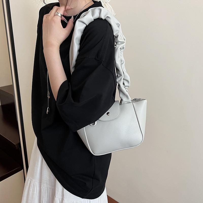IELGY Ladies Shoulder Bag Pleated Portable Bow Portable Bucket Bag