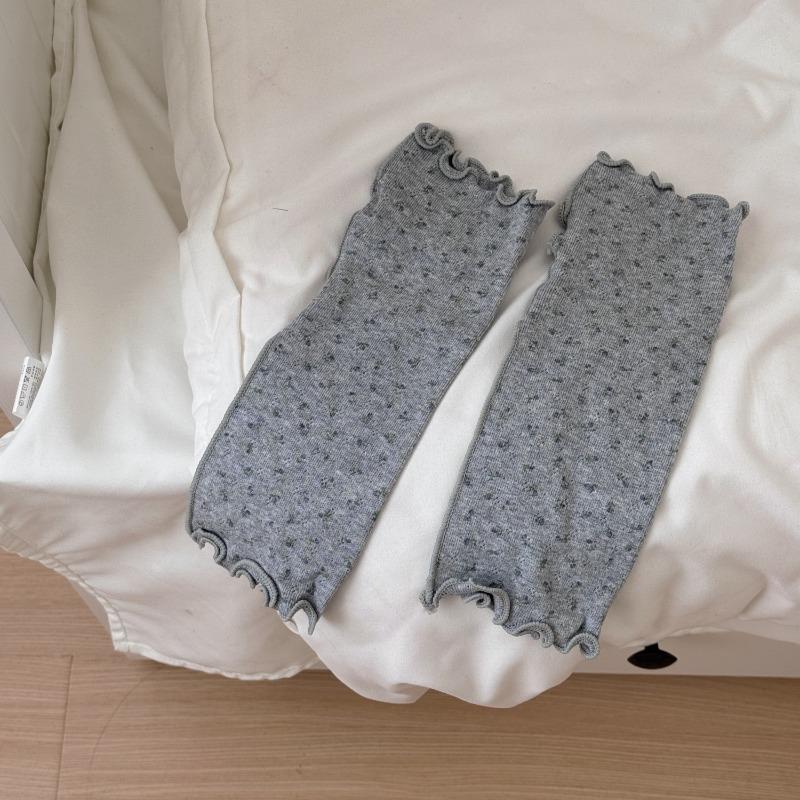 

Летние тонкие носки для женщин, милые носки с вырезами на стопе, носки с махровым голенищем, утягивающие носки 1 pair серый