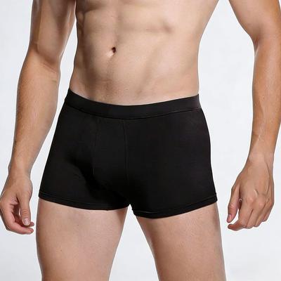 Europäische Modal-Boxershorts für Herren in Übergröße: Mittelhoher Bund, Nahtlos, Elastisch, Vier-Ecken-Design.