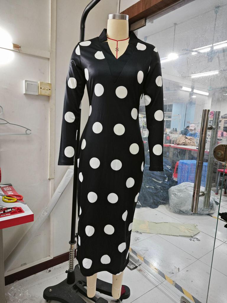 2025 European Autumn/Winter V-Neck Long Sleeve Printed Sexy Dress for Women