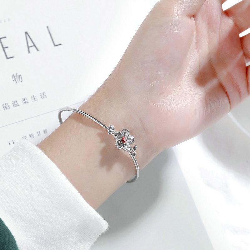 Harajuku Japanese Small Fresh Girls Bracelet Simple Casual Fashion Peach Blossom Bracelet Birthday Gift
