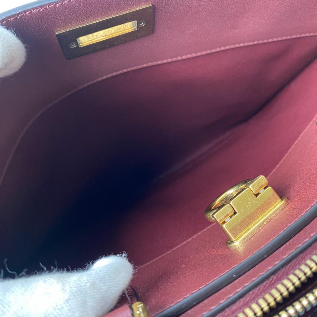 Used Salvatore FerragamoShoulder Bag Bordeaux leather Women