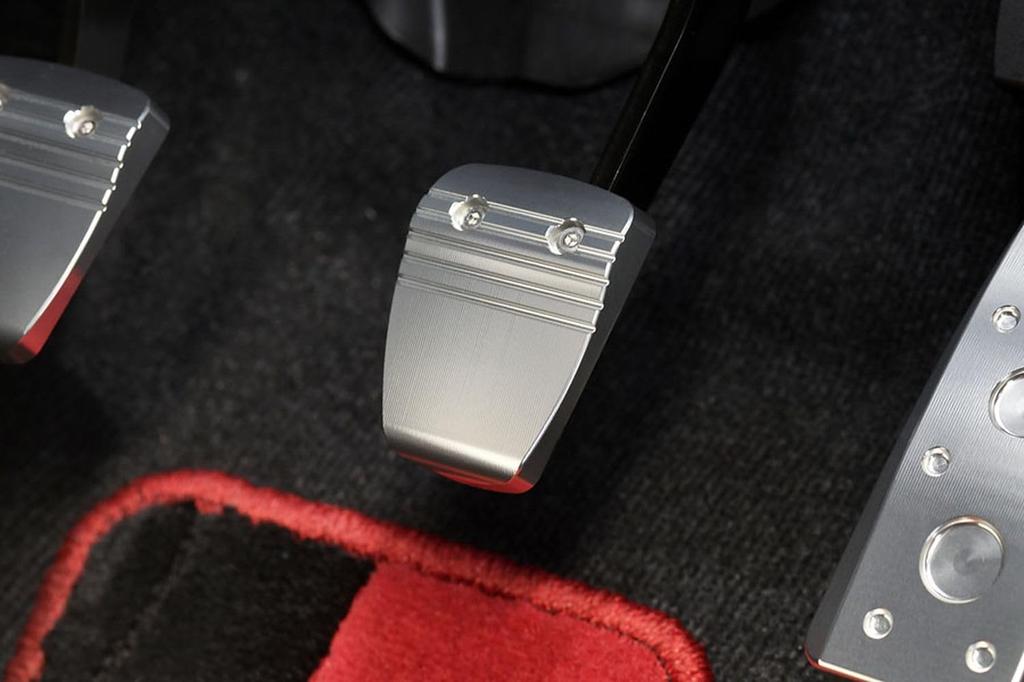NEOPLOT Brake Pedal NEO for MT Vehicles Silver NP72370 (Swift Sport/Alto/Alto Works/Jimny/Sierra/Nomad)