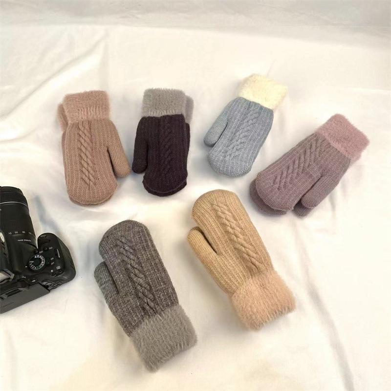 Vinter Kvinner Holder Varmen Pluss Fløyel Innvendig Håndledd Tykk Twist Strikk votter Helfinger Sykling Ullhansker Myk Søt Herlig