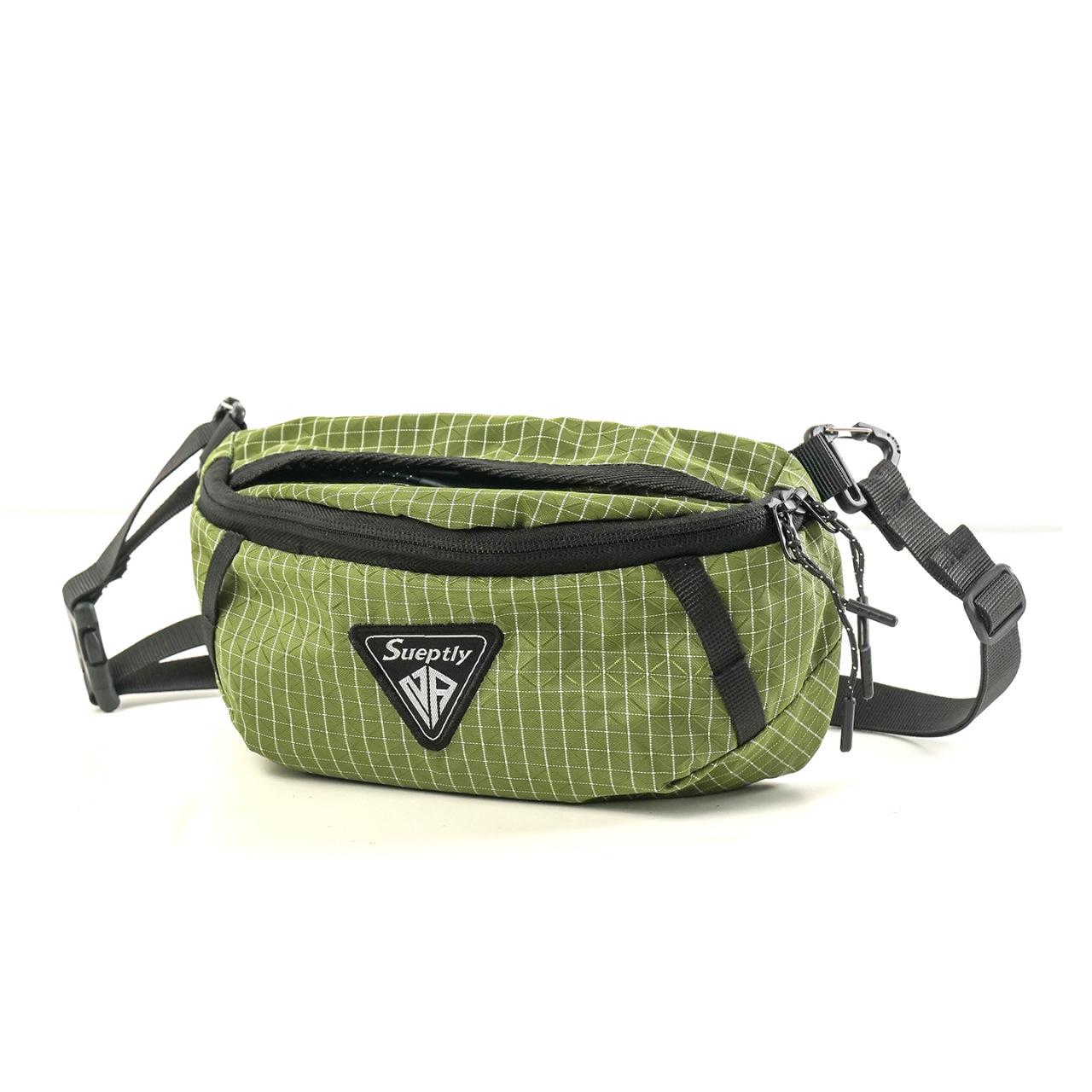 

Korean-Style Unisex Mountain Crossbody Bag: Trendy Small Shoulder Bag for Phones and Sports (2025) One Size зелений