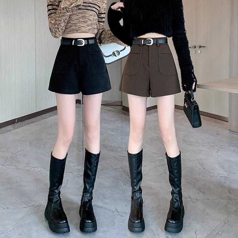 

2024 High-Waisted Woolen A-Line Shorts for Women - Autumn/Winter Petite Coffee Tone Casual Bootcut Style. 4XL