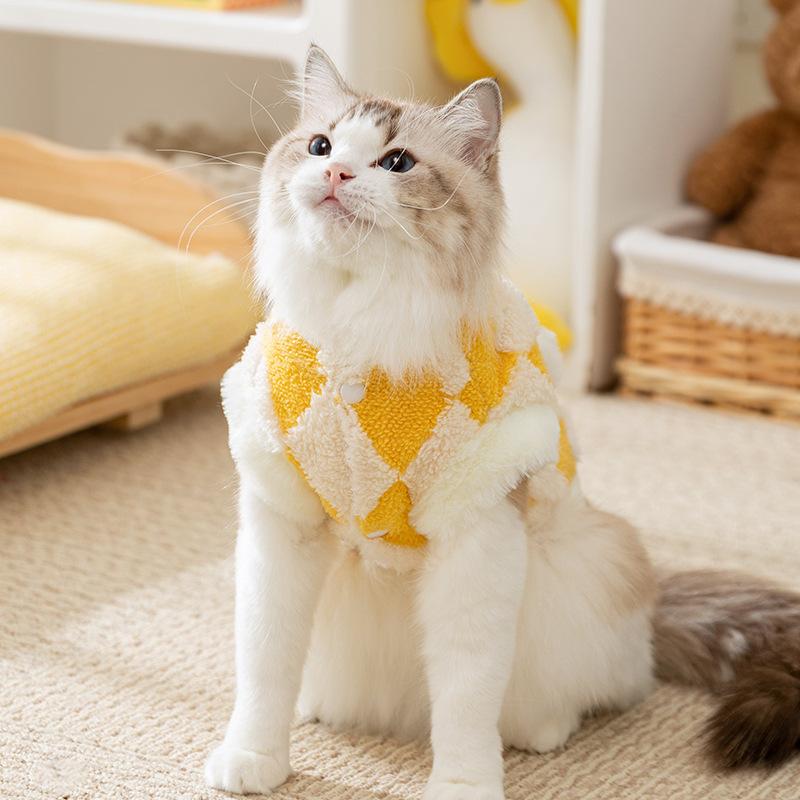 Cat Clothes Autumn and Winter Warm Checkerboard Pockets Fleece Vest Dog Small Dog Thickened Fleece Pet Clothing