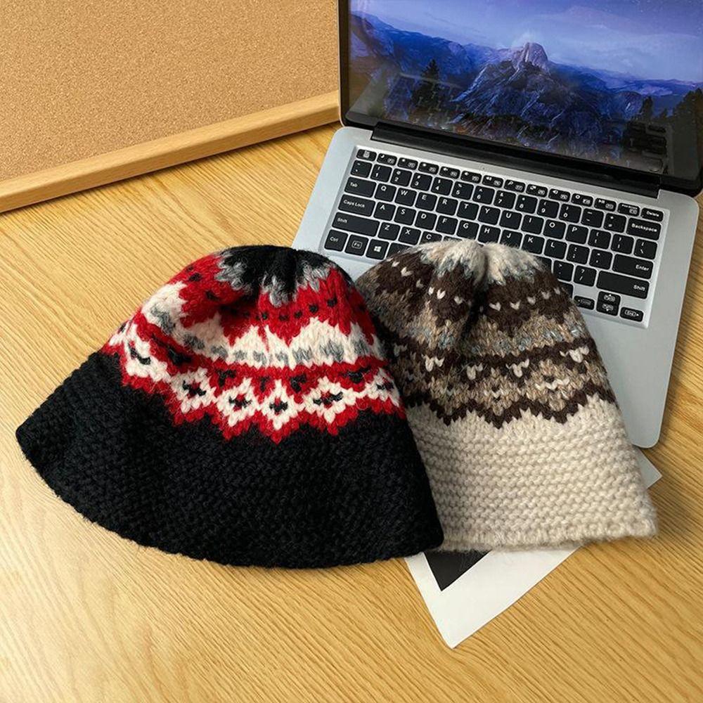 Casual Jacquard Women Beanie Cap Warm Thermal Fisherman Hat Knitted Hat Women