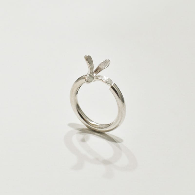 toust Youth Ring