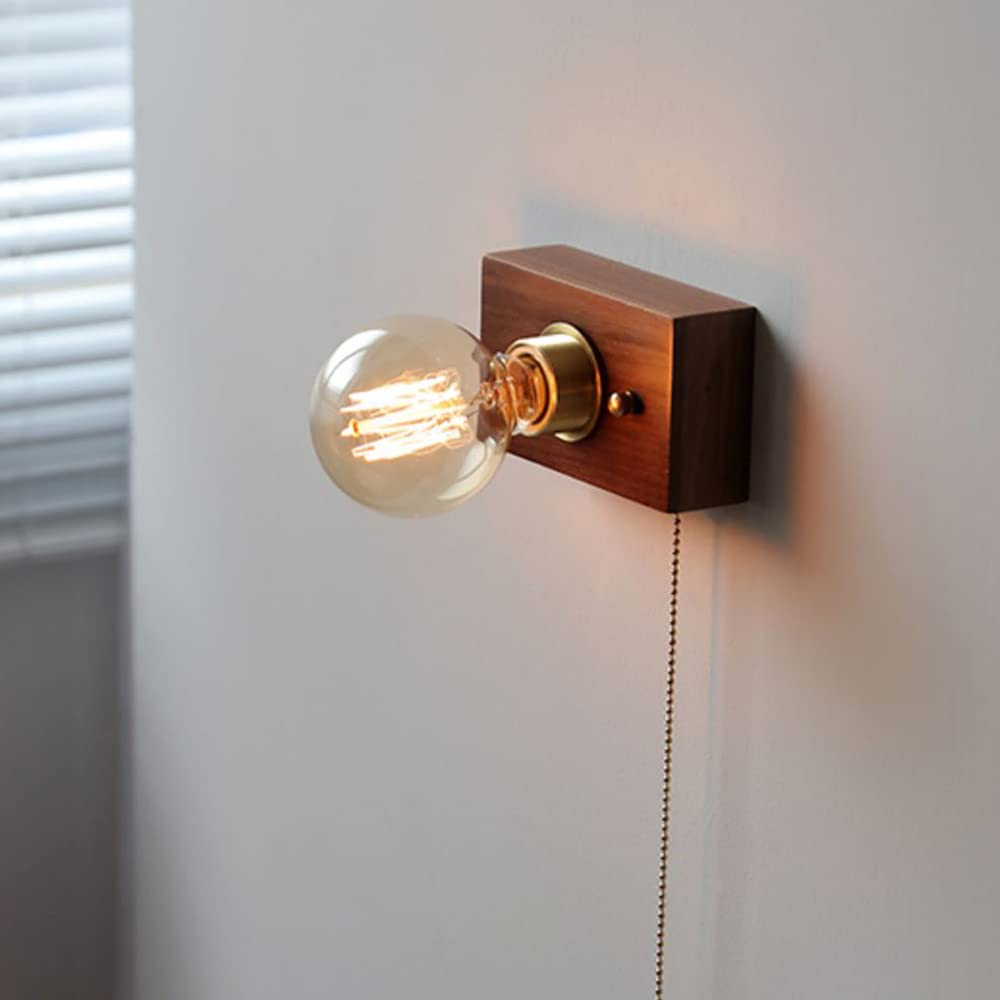 

Chende Brass and Wood Retro Wall Light, Stylish Brass and Wood Finish, Single Light, Wall Lamp, E26 Gold, Modern, Indirect Lighting, Installation
