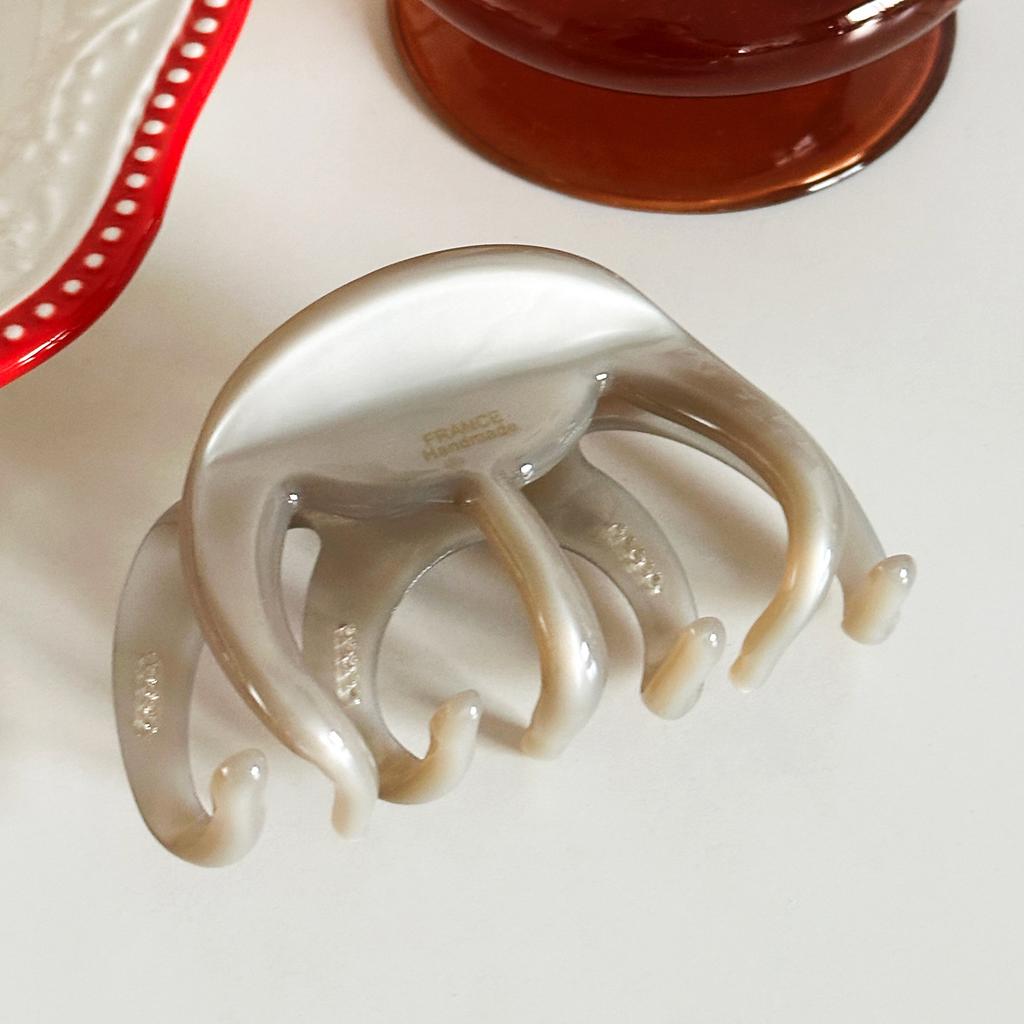 4mm Stylish Thick Acetate Hair Clip With Premium Feel For Elegant Updos And Fashionable Hairstyles