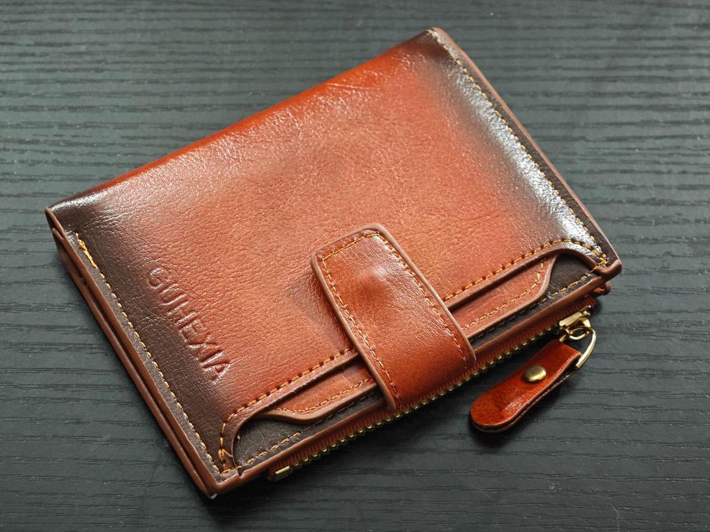 Men's Retro Short Wallet: Multifunctional, Large Capacity Card Holder & Driver's License Case
