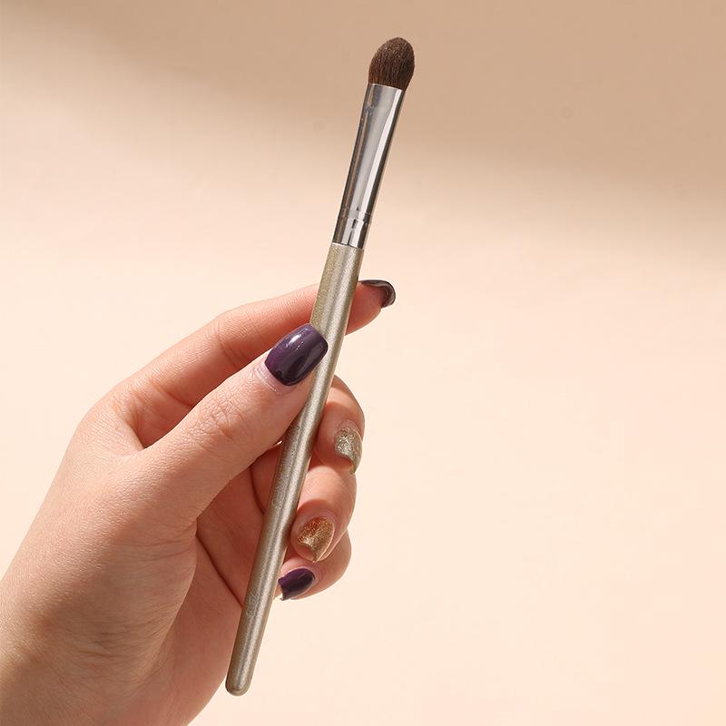 Champagne Gold Soft Bristle Makeup Brush Set - Stippling, Blush, Contour, Loose Powder Brushes with Animal Wool.