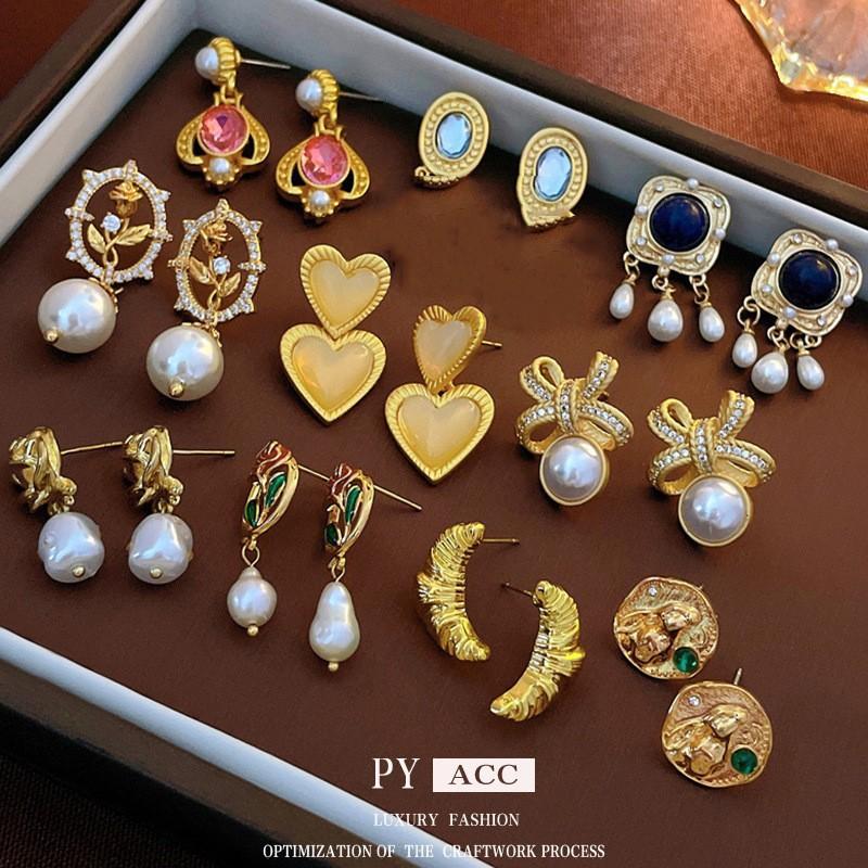 Medieval vintage earrings, court style niche high-end stud earrings Internet celebrity retro earrings jewelry women