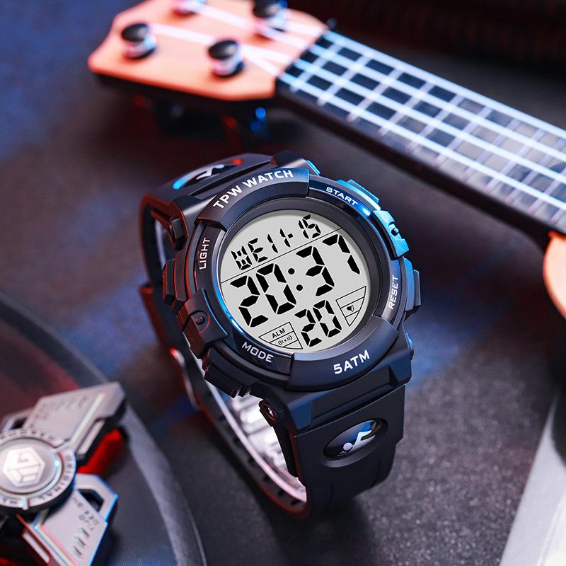 TPW Nové digitální sportovní hodinky pro muže Vodotěsné elektronické pánské náramkové hodinky Military Date Shockproof Clock Nejlepší dárky Hodiny