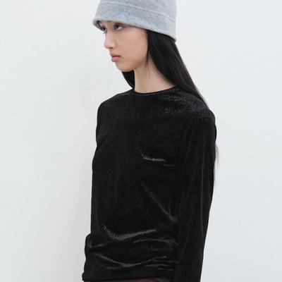 YUNSE Hatch Embroidery Beanie (Light Grey)
