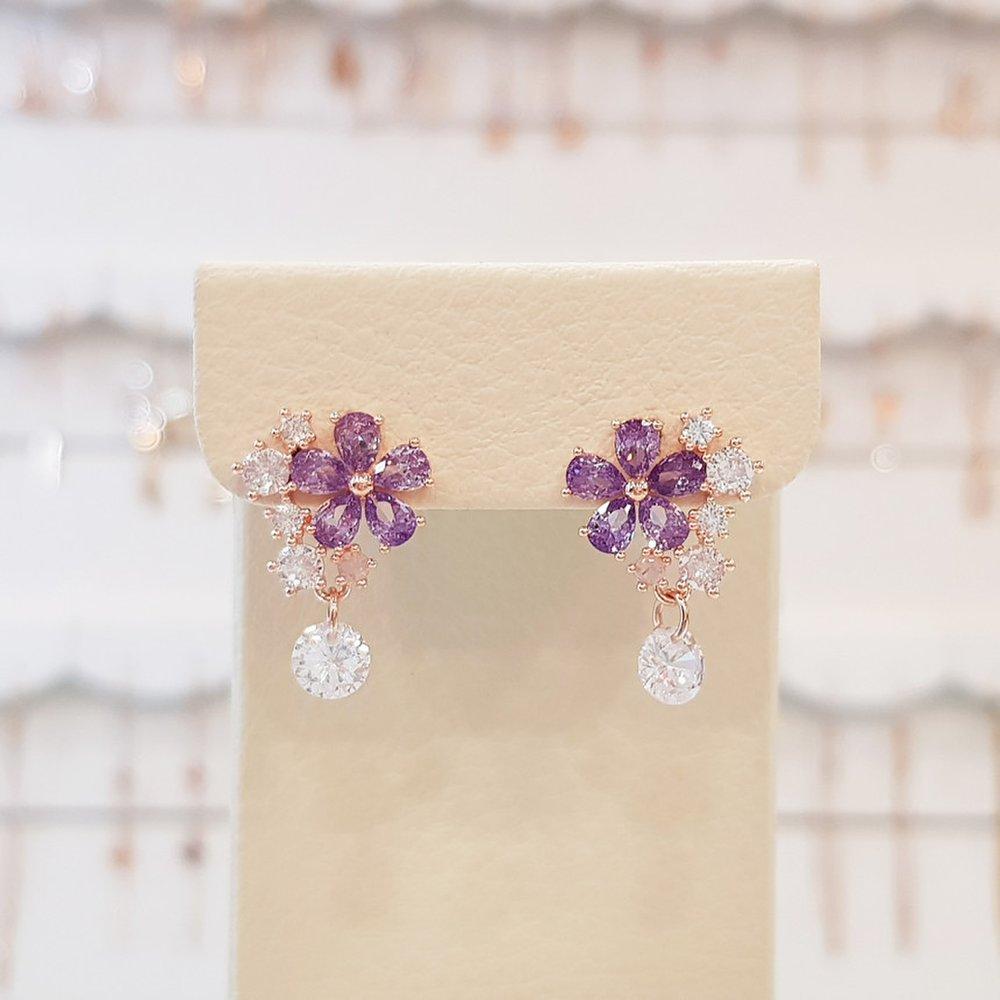 Sparkling Cubic Silver Needle Earrings (Spe892)