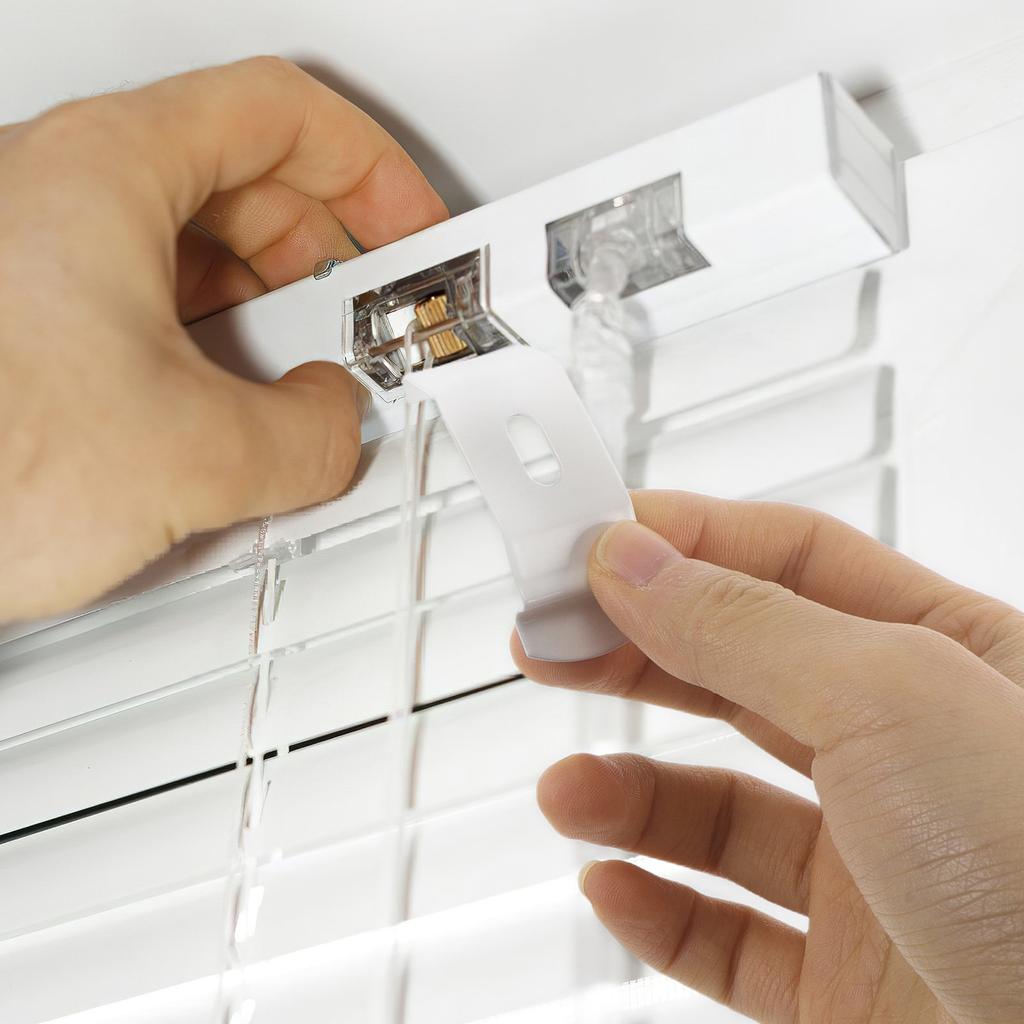 15 Pezzi Staffa di Montaggio per Barra Superiore Tende Verticali Clip Bianche per Tende da Finestra Sostituzione Accessori Hardware per Tende a Rullo Montaggio Superiore