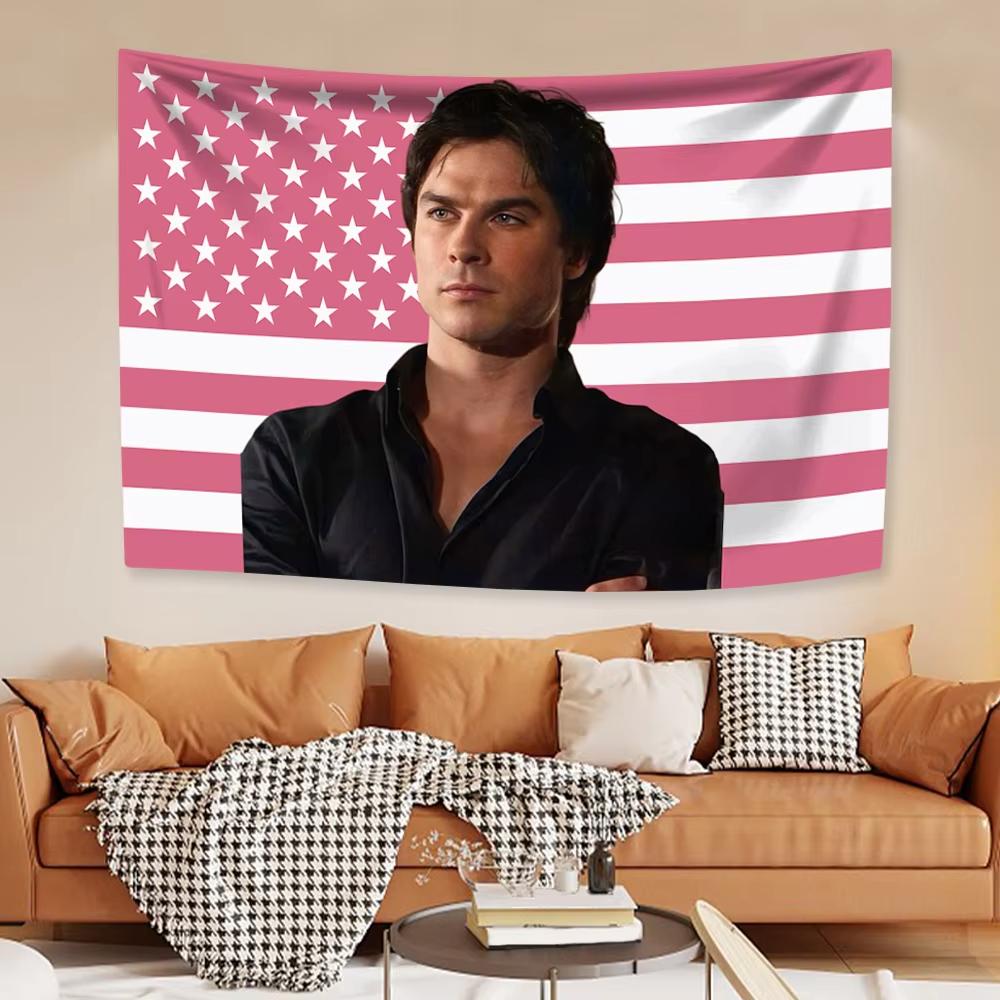 Иэн Сомерхолдер Флаг США Гобелен Классический ТВ-постер Дэймон Сальваторе Декор Эстетичная Спальня Фон Вечеринка Настенное украшение 74x94cm(29x37in)