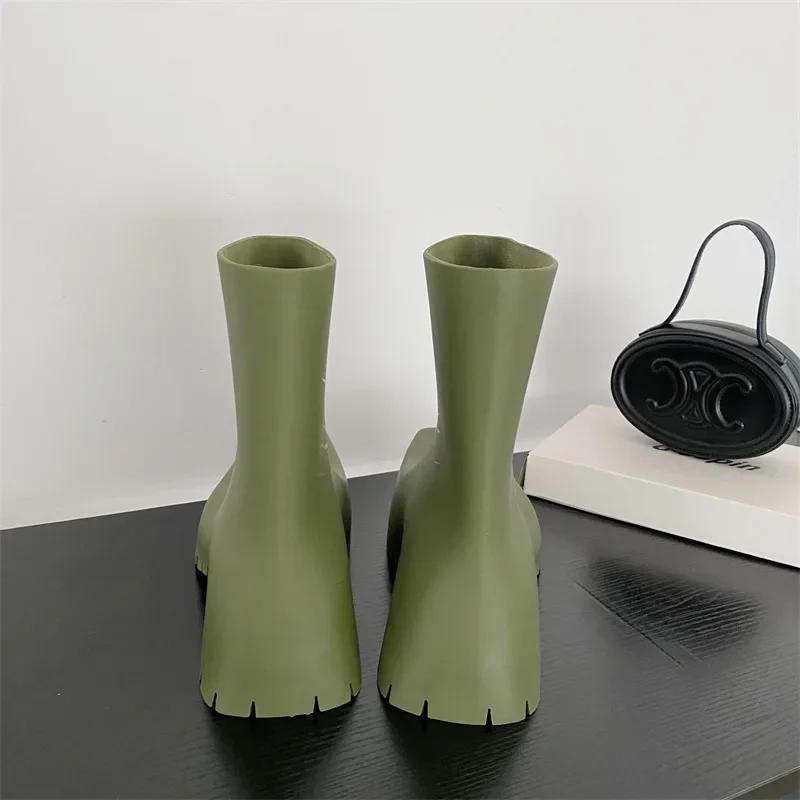 Luxury Women Boots Designer Boots Waterproof Non-slip Short Boot Square Toe Soft Leather Comfy Women Platform Rain Boots