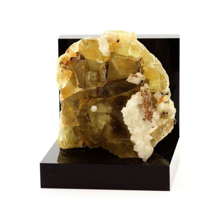 Fluorite, Calcite 728.6 carats