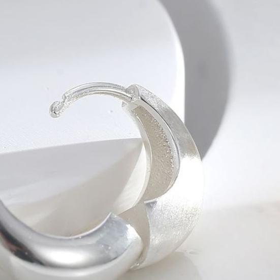 1 Pair Women Huggie Earrings Matt Metal Retro French Style Electroplated Solid Color C-shape Daily Prom Commuting Short Earrings Ear Jewelry