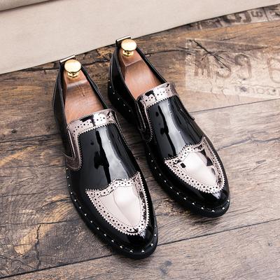 Fashion Business Loafers Men Casual Shoes Formal Office Shoes Men Patent Leather Moccasins Luxury Fashion Designer Slip On Driving Shoes