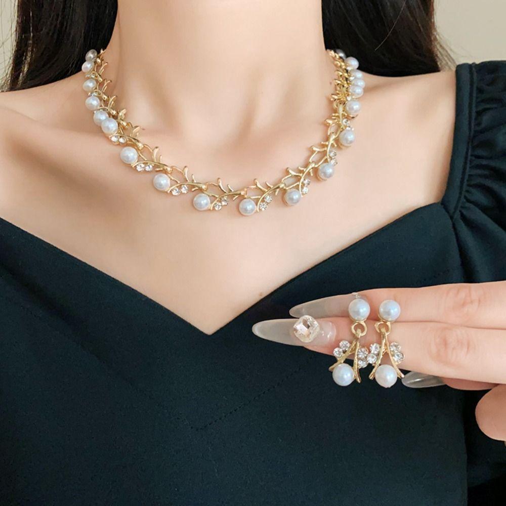 4Pcs Zinc Zinc Alloy Pearl Jewelry Set Bohemian Style Women Jewelry Suit Necklace Earrings Bracelet Set Women