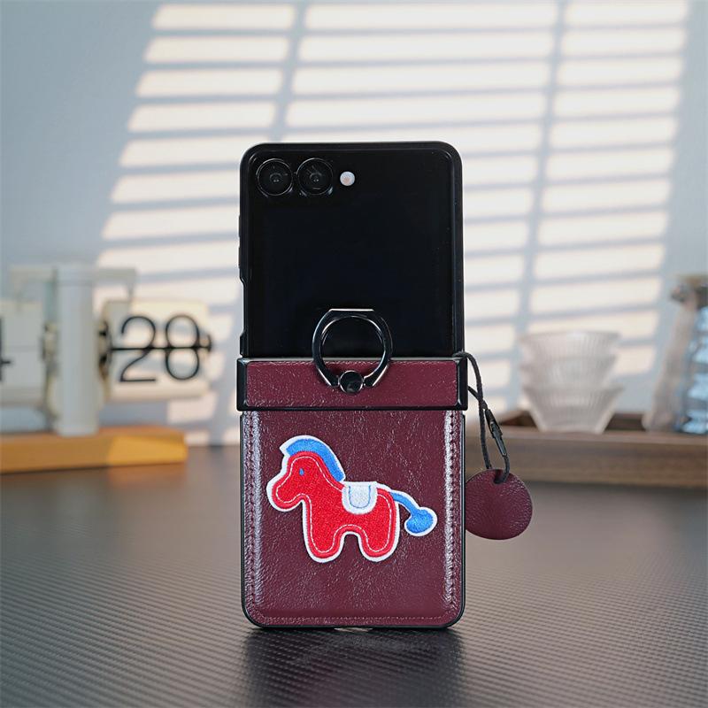 

Premium PU Leather Embroidered Horse Folding Phone Case For Samsung Galaxy Flip 7 FE 6 5 4 3 Finger Ring Holder Protection Cover Galaxy Z Flip6 вина червоного кольору