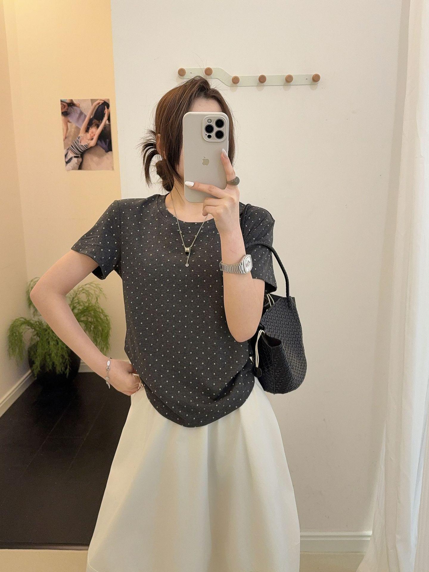 

Women s Slimming Round Neck Half Sleeve Spring T-Shirt - Casual & Versatile Pullover Top M темно-серого